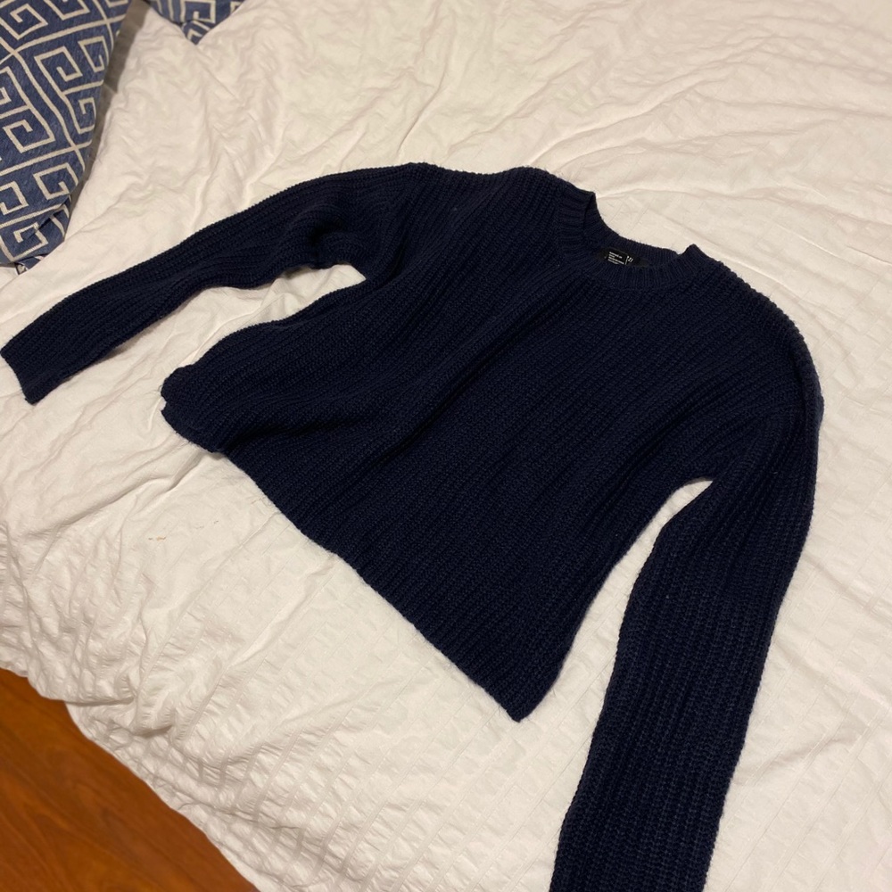Sweater - Picture 3 of 3
